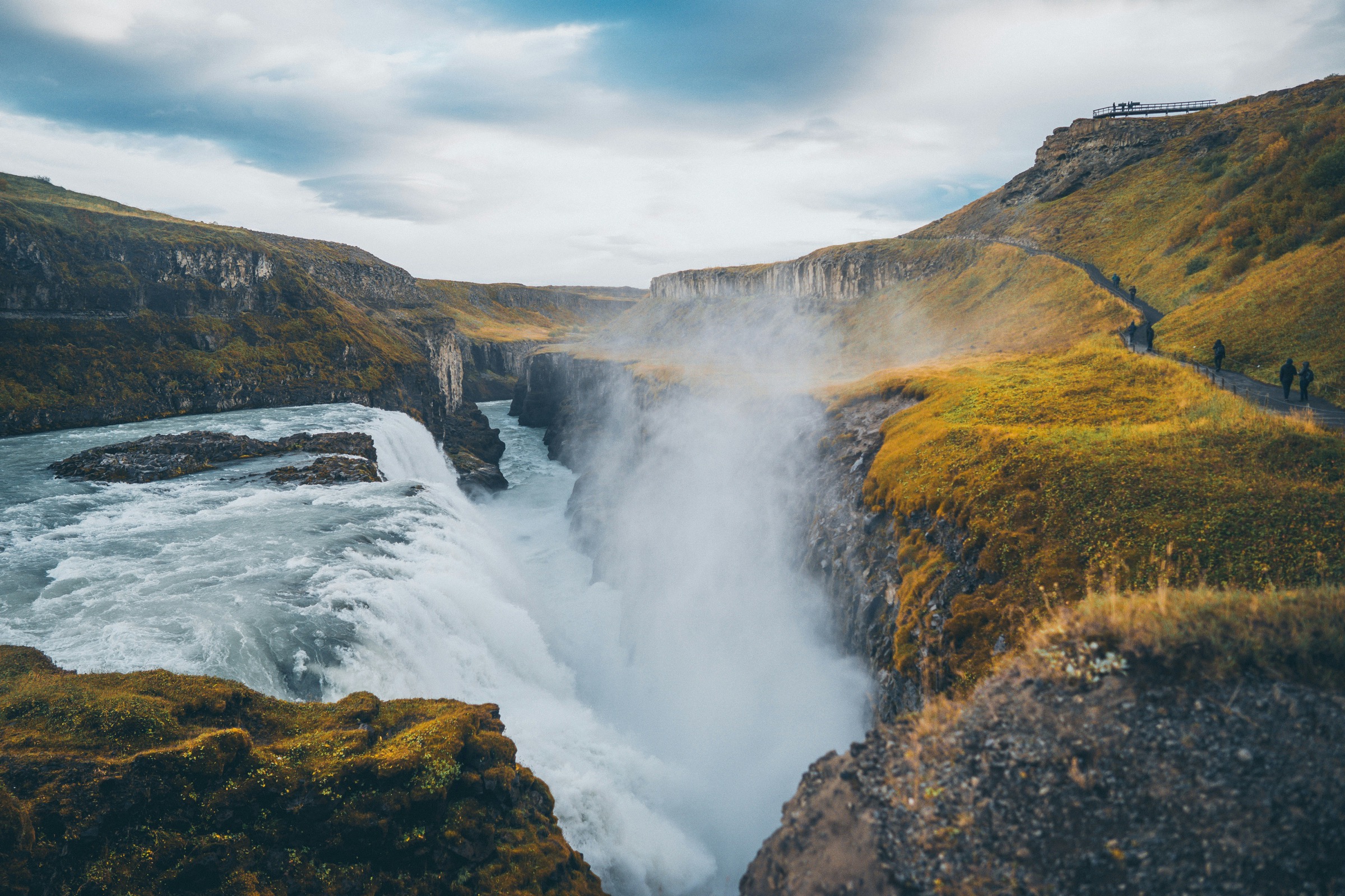 Gullfoss şelalesi